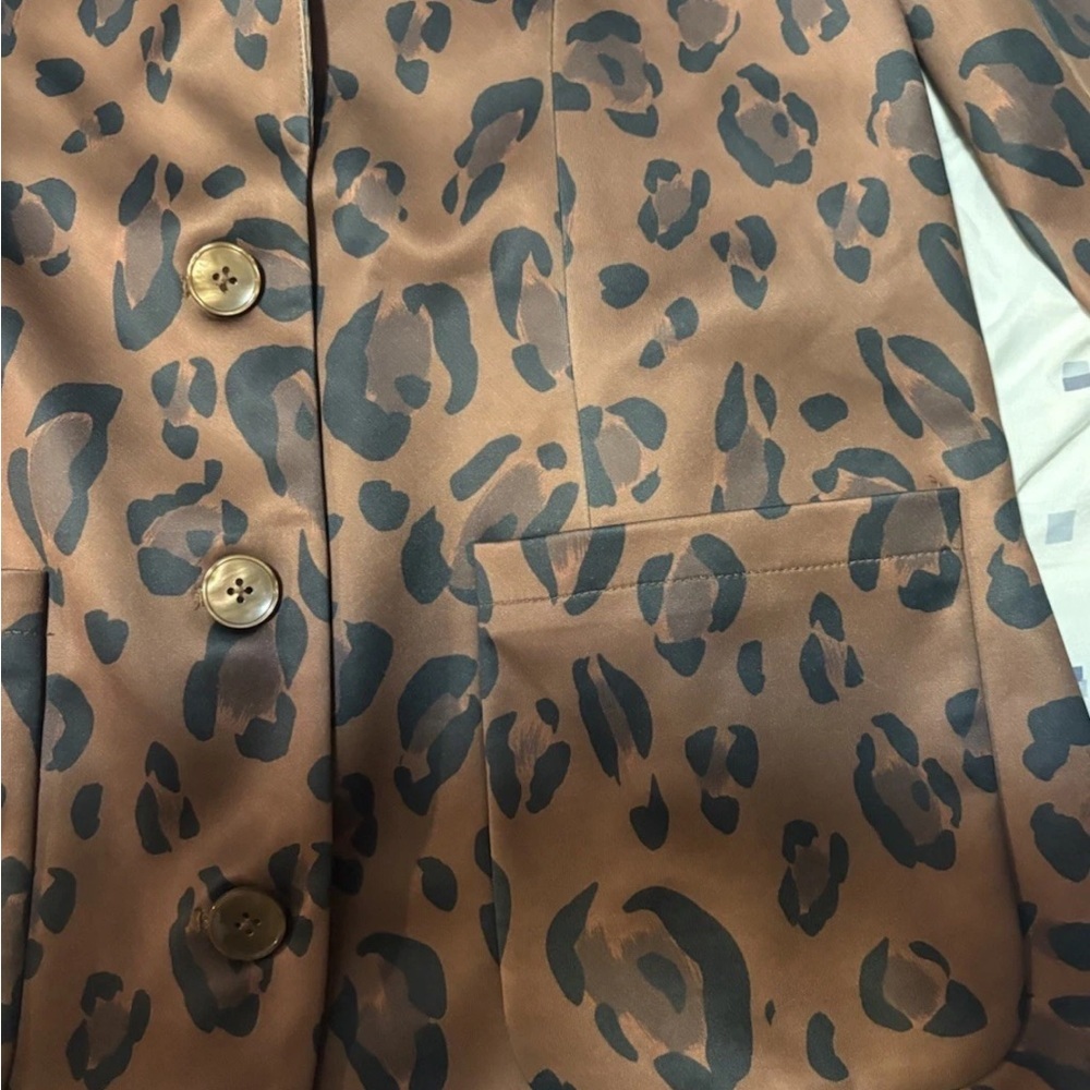 Isaac Mizrahi Brown Animal Print Blazer - Picture 3 of 8